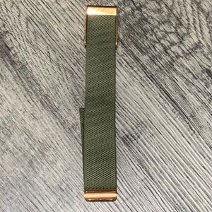 Whoop 4.0 luxeknit band strap with gold/rose hardware